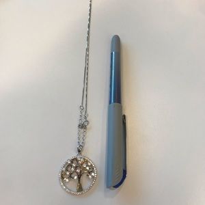 Swarovski silver sterling necklace with Swarovski crystals